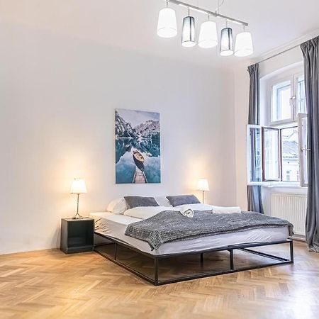 Spacious 2Br Apt -Near Wiener Stadthalle Burggassewiener Well Located 外观 照片