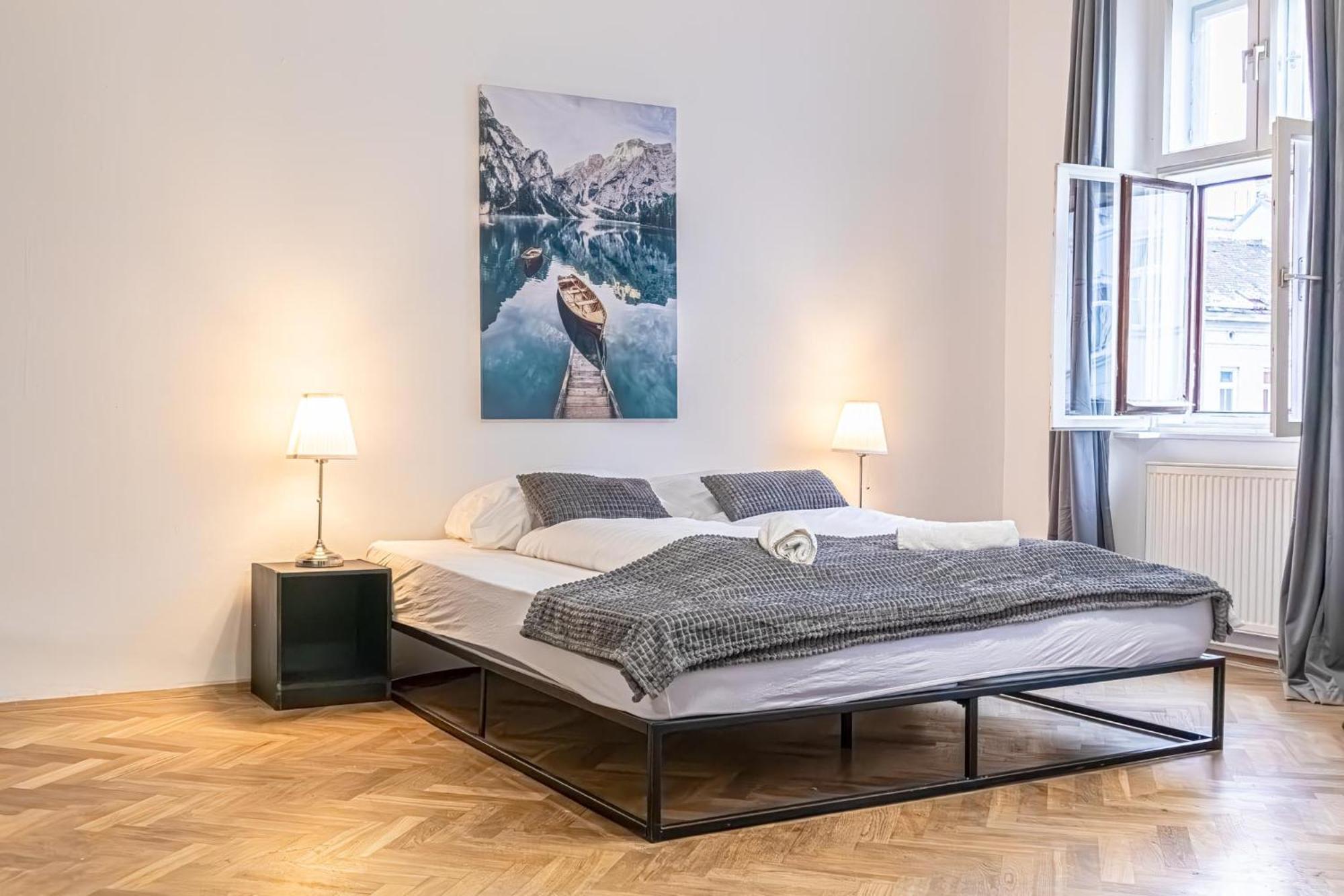 Spacious 2Br Apt -Near Wiener Stadthalle Burggassewiener Well Located 外观 照片