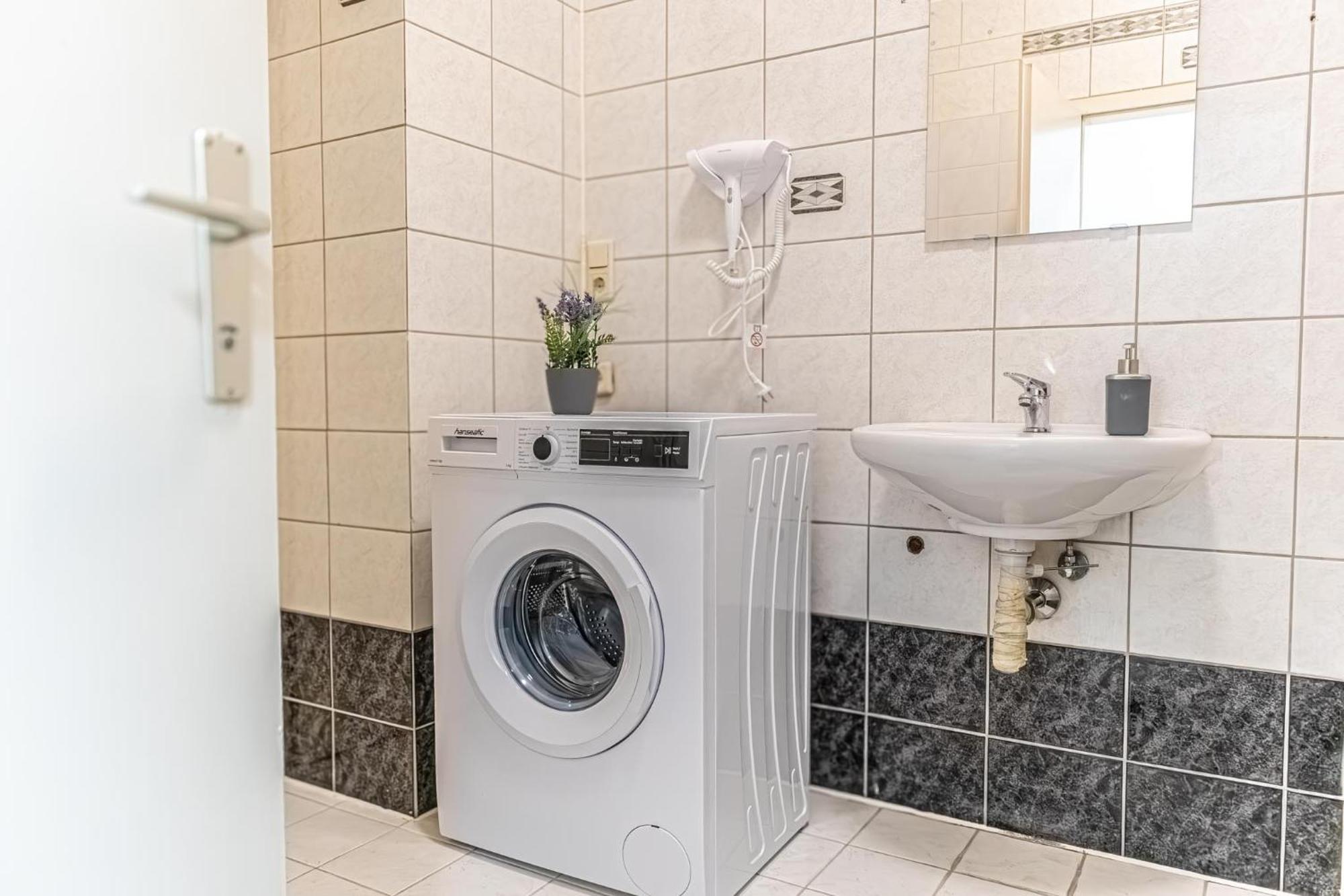 Spacious 2Br Apt -Near Wiener Stadthalle Burggassewiener Well Located 外观 照片